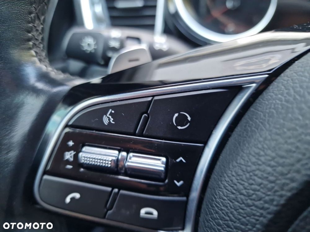 Kia Ceed 1.4 T-GDI L Business Line Plus DCT - 32
