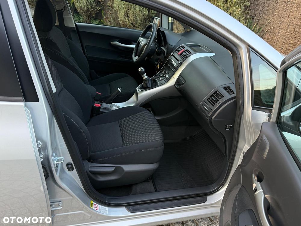 Toyota Auris 1.6 Edition - 23