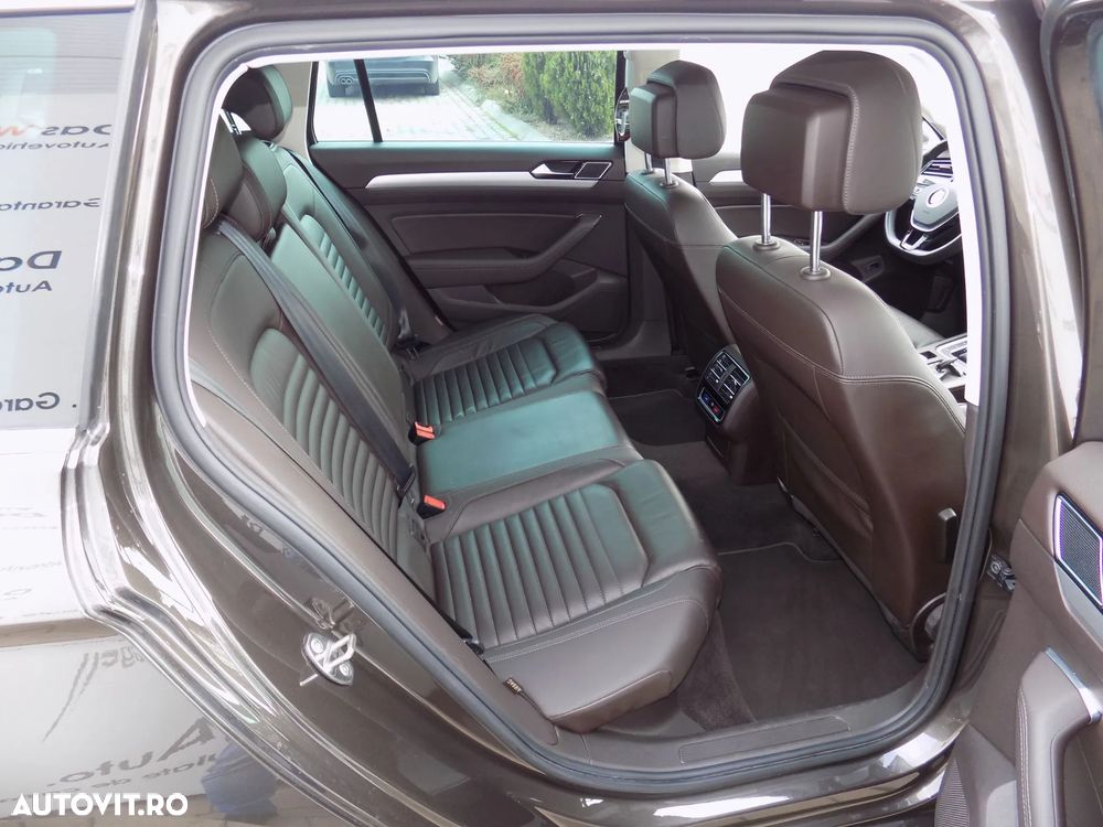Volkswagen Passat 2.0 TDI DSG Comfortline - 12