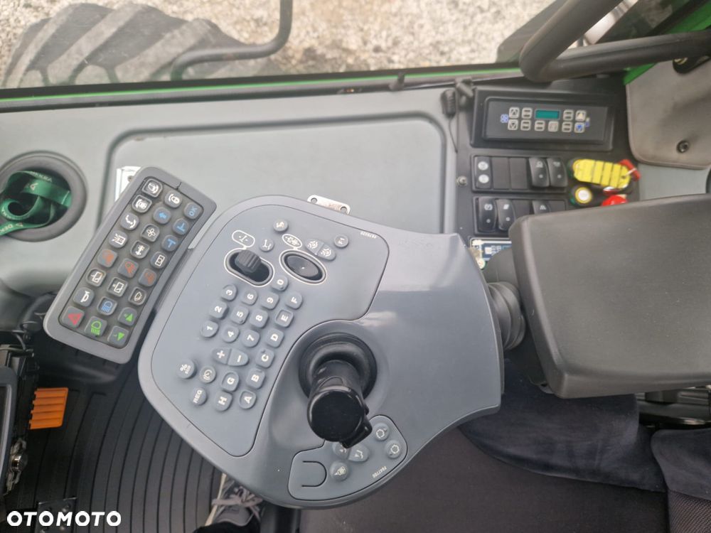John Deere 1210E - 27