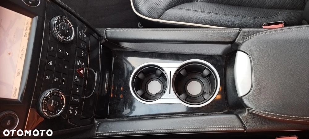 Mercedes-Benz ML - 21