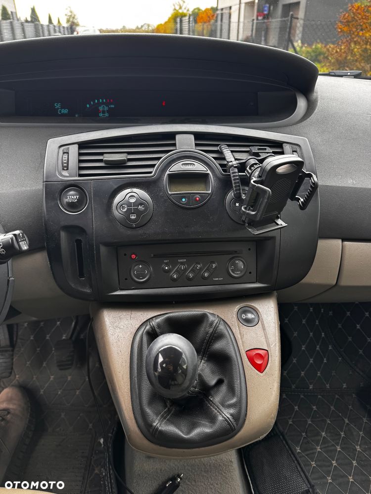 Renault Scenic - 5