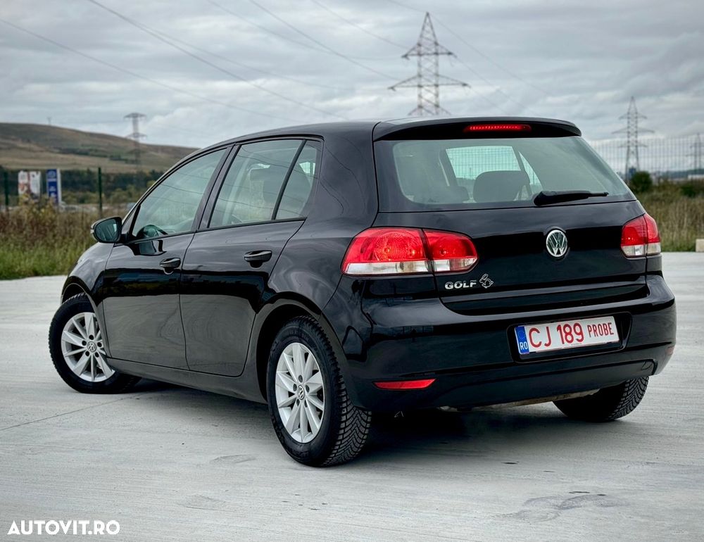 Volkswagen Golf 1.2 TSI BMT Comfortline - 8