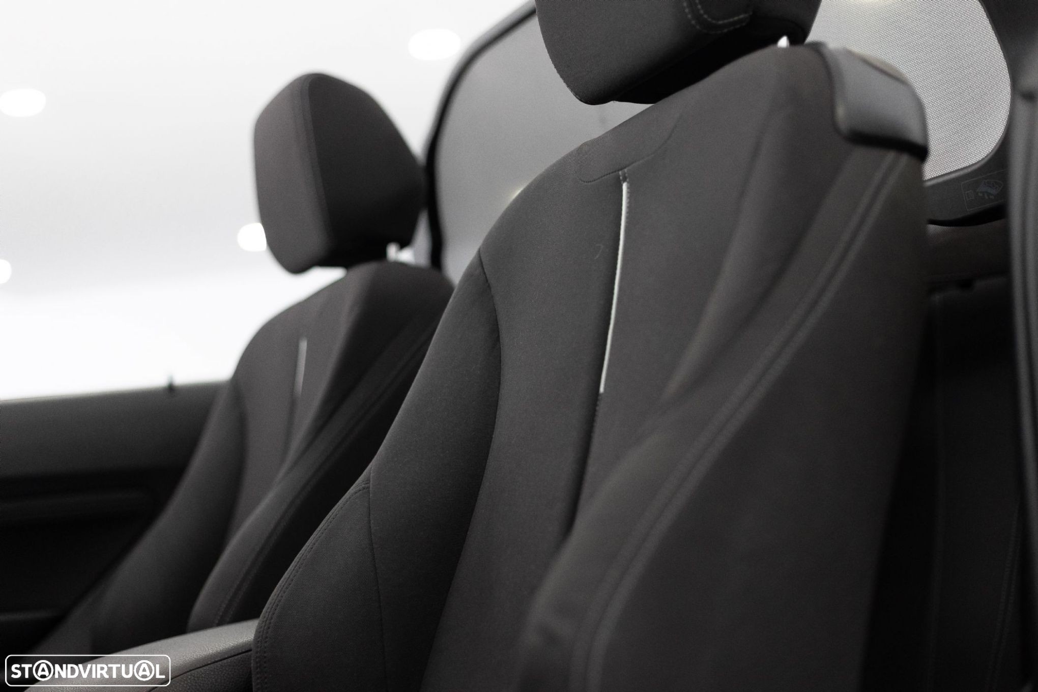BMW 218 d Cabrio Line Sport - 30