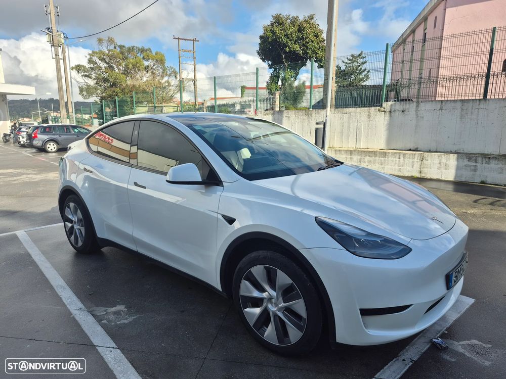 Tesla Model Y Long Range Tração Traseira - 3
