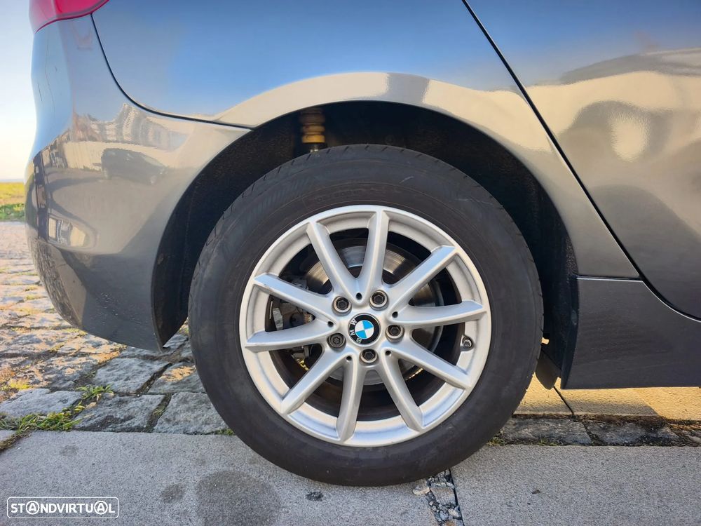 BMW 216 Active Tourer d Luxury Line - 10