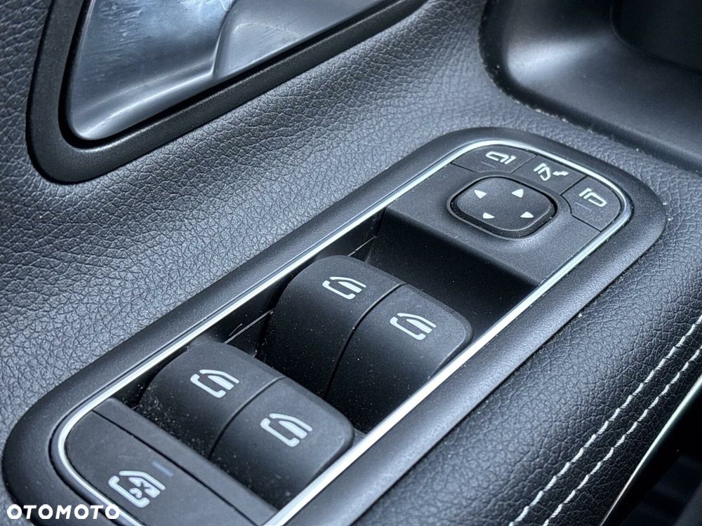 Mercedes-Benz Klasa A - 23