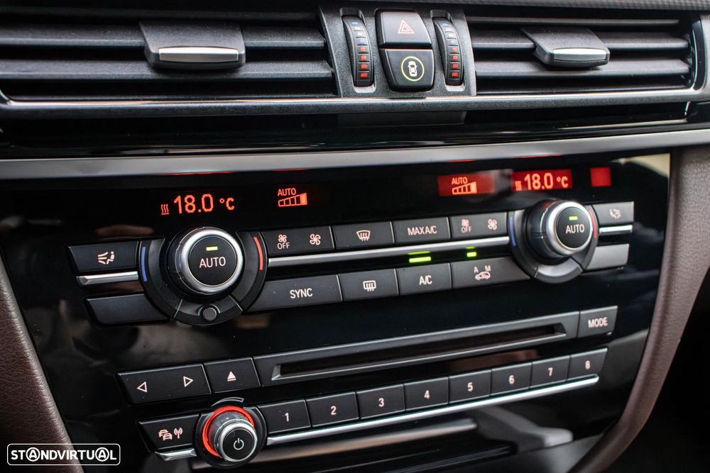 BMW X5 25 d xDrive Pack M - 26