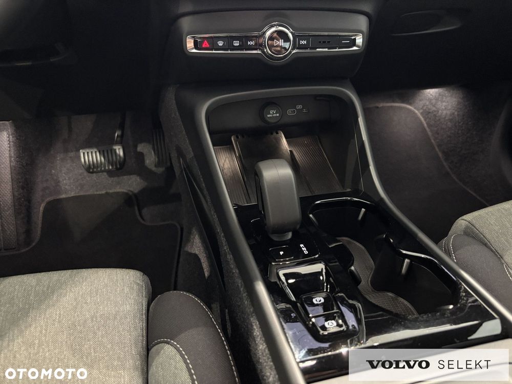 Volvo XC 40 - 17