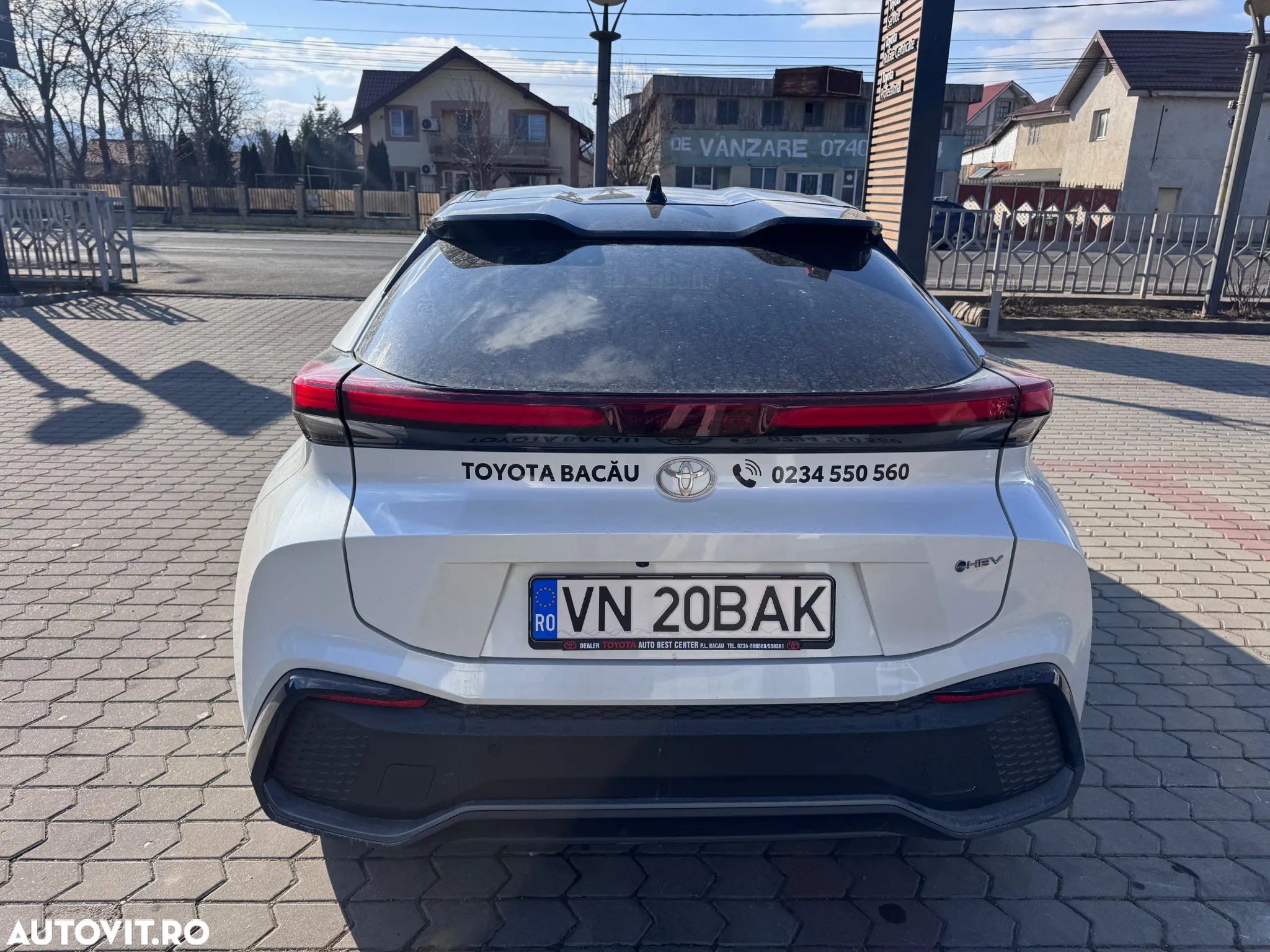 Toyota C-HR - 7