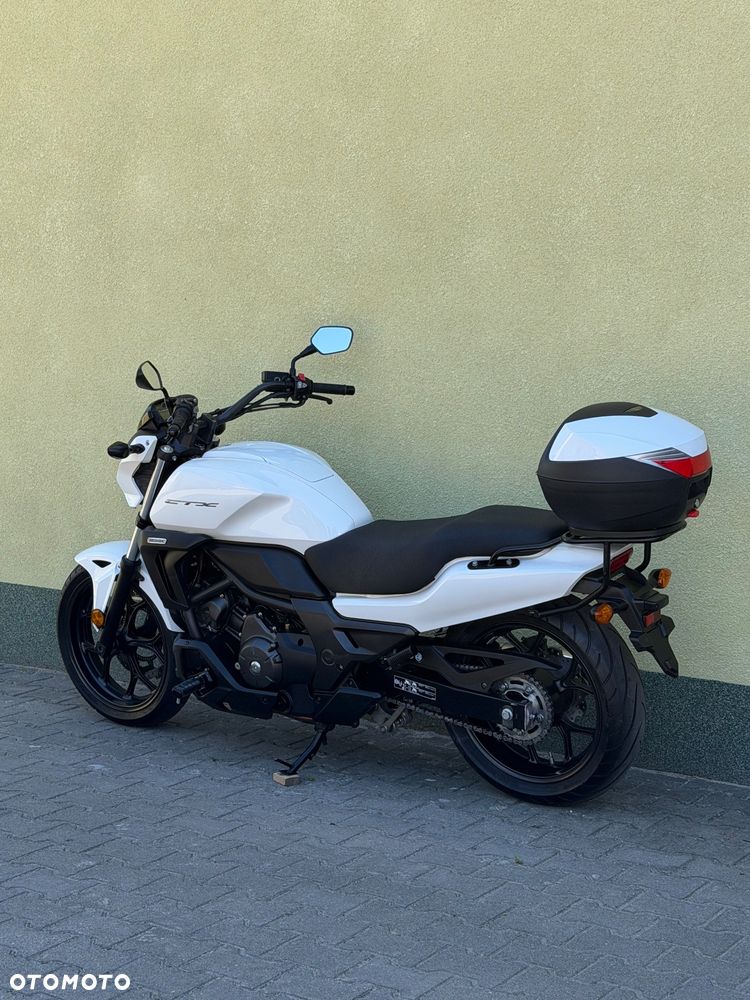 Honda CTX - 20