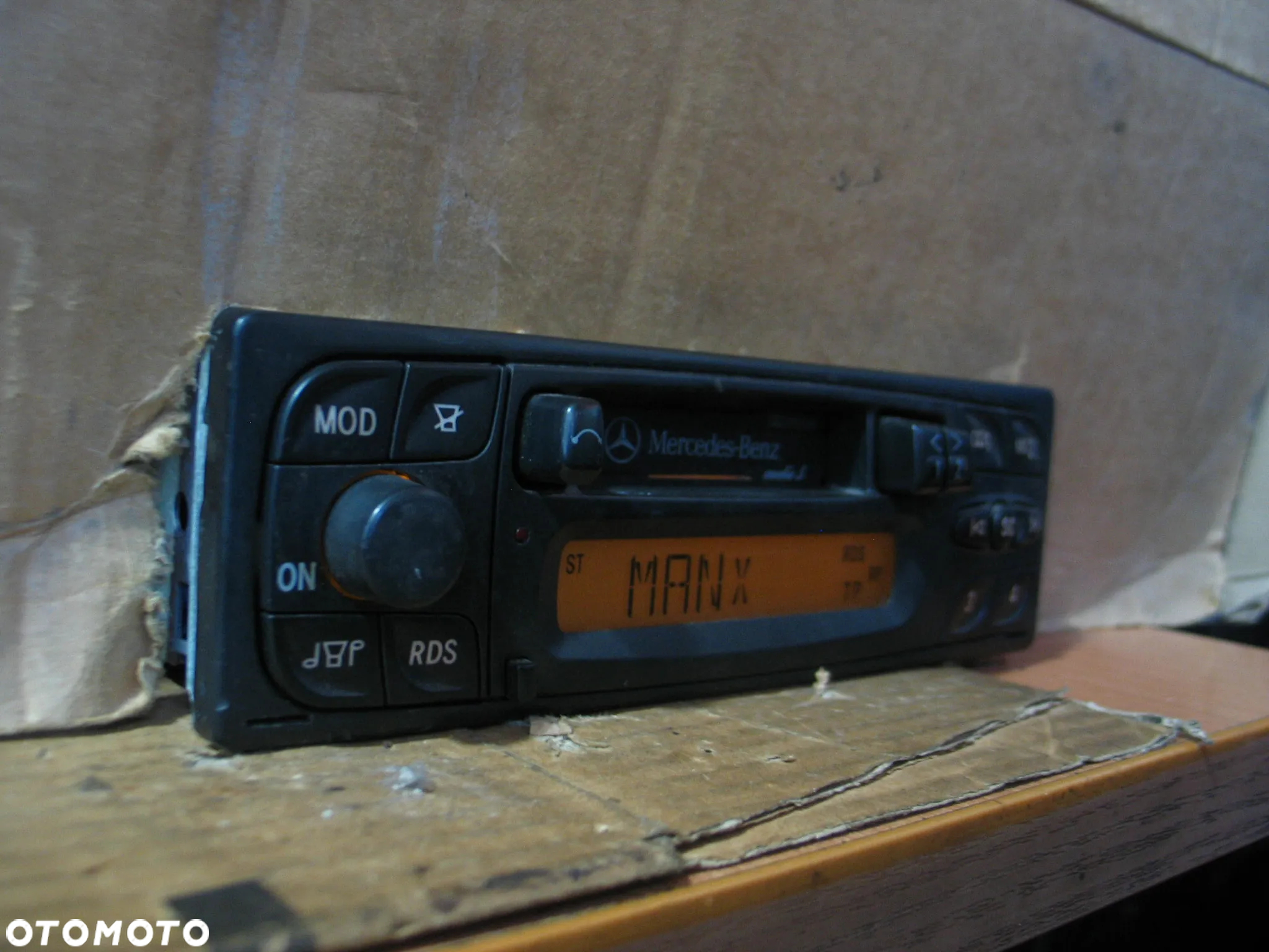 radio radioodtwarzacz Mercedes audio 5 A1688200186 - 2