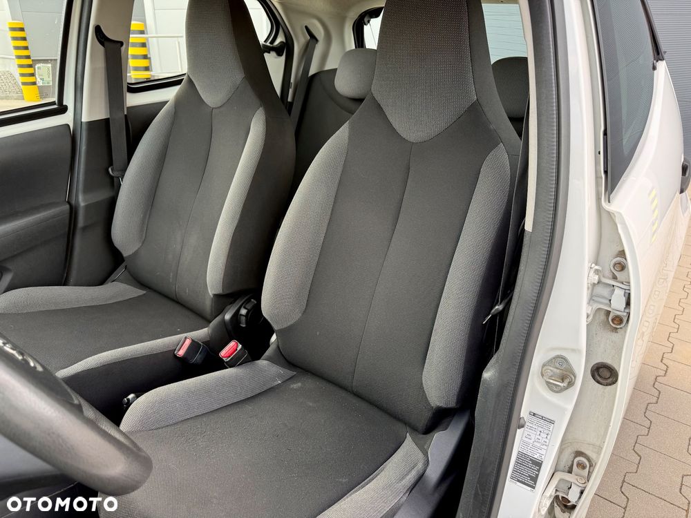 Toyota Aygo - 11