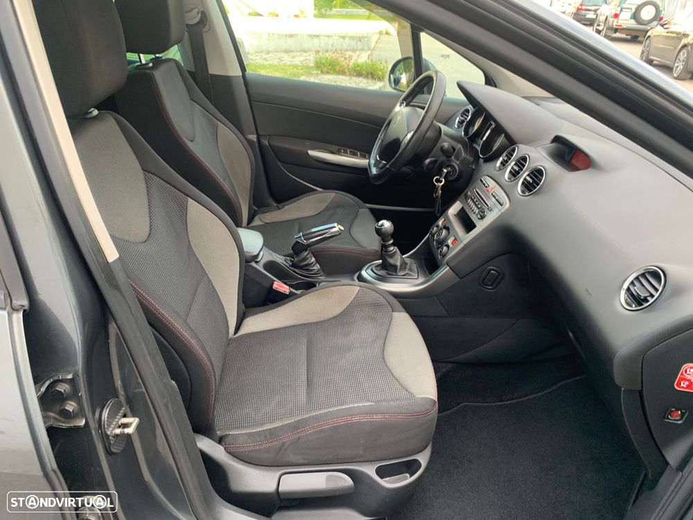 Peugeot 308 SW 1.6 e-HDi Sportium CVM6 - 8