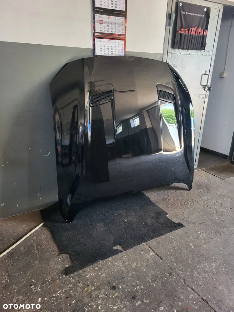 ford mustang 2019rok maska uszkodzona - 6