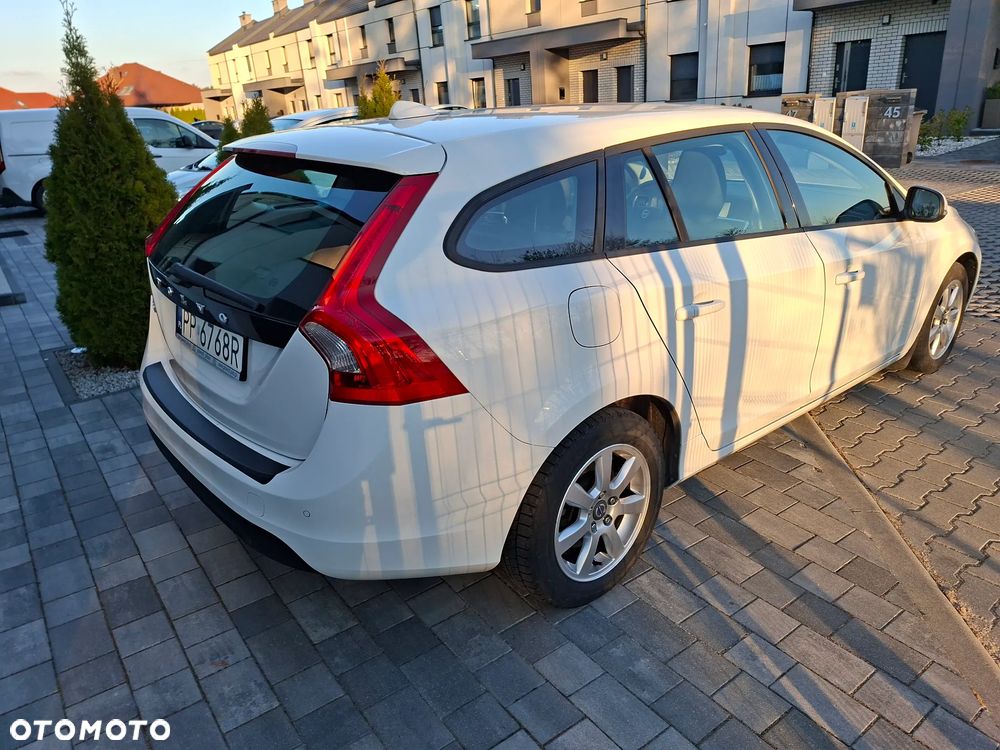 Volvo V60 DRIVe - 3