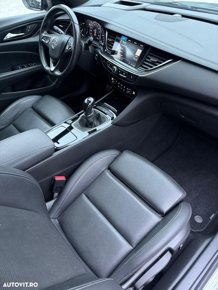 Opel Insignia Sports Tourer 1.6 Diesel Business Innovation - 18