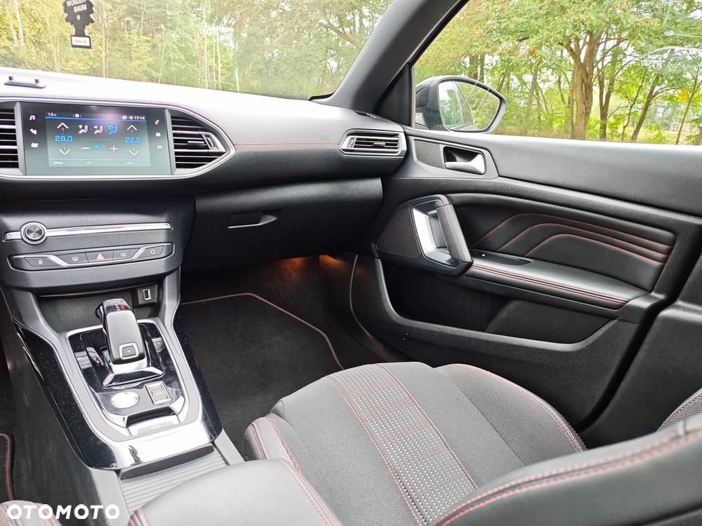 Peugeot 308 PureTech 130 EAT6 Stop & Start GT-Line Edition - 24