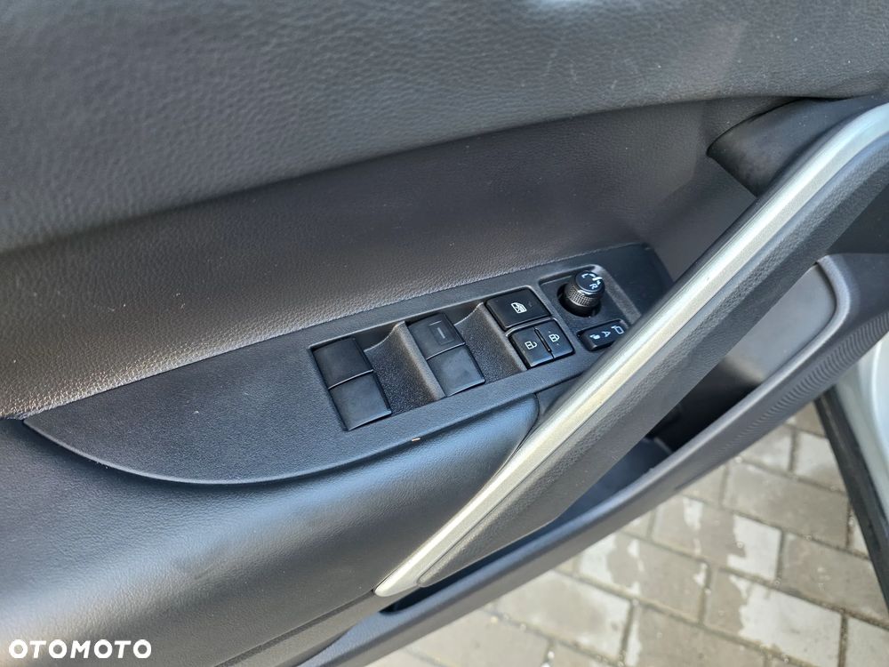 Toyota Corolla Cross 2.0 Hybrid Comfort - 11