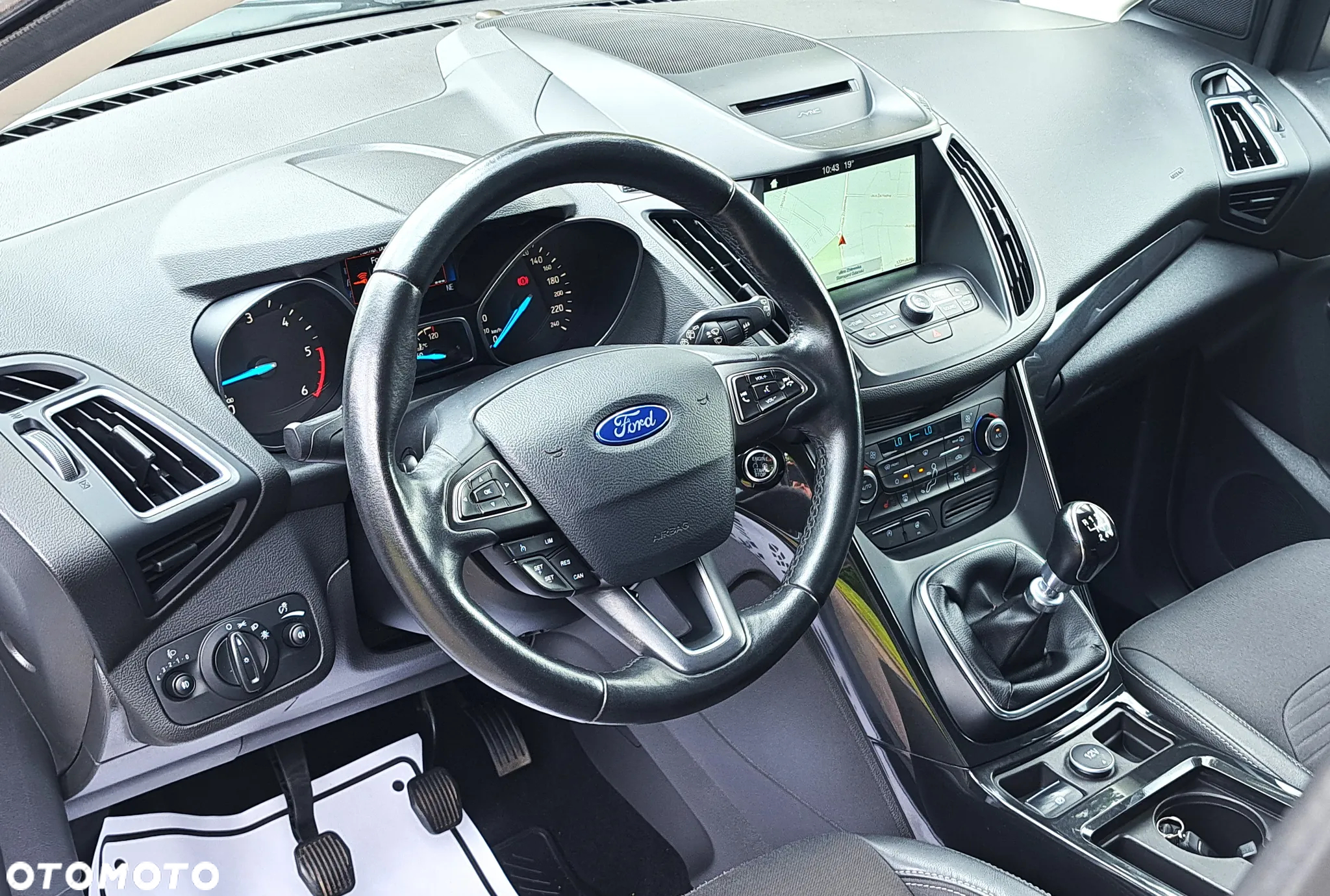 Ford Kuga 2.0 TDCi 4WD Titanium - 17