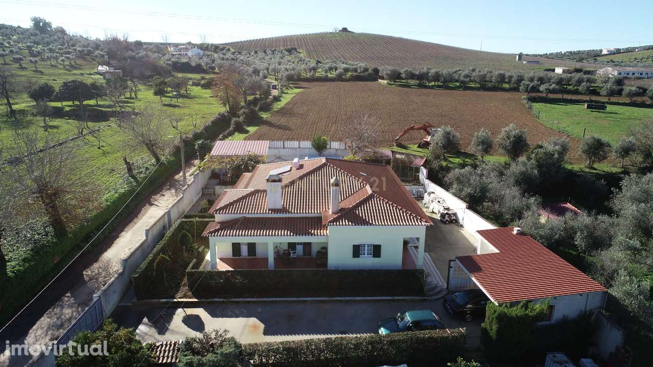 Moradia Térrea T4+1 - Grande imagem: 4/60