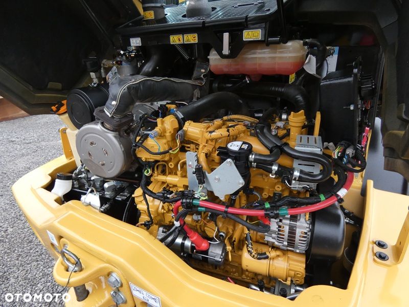 Caterpillar CAT 908M z Niemiec / KLIMA / 2998mtg / - 17