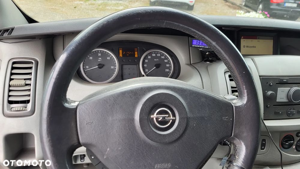 Opel Vivaro - 13