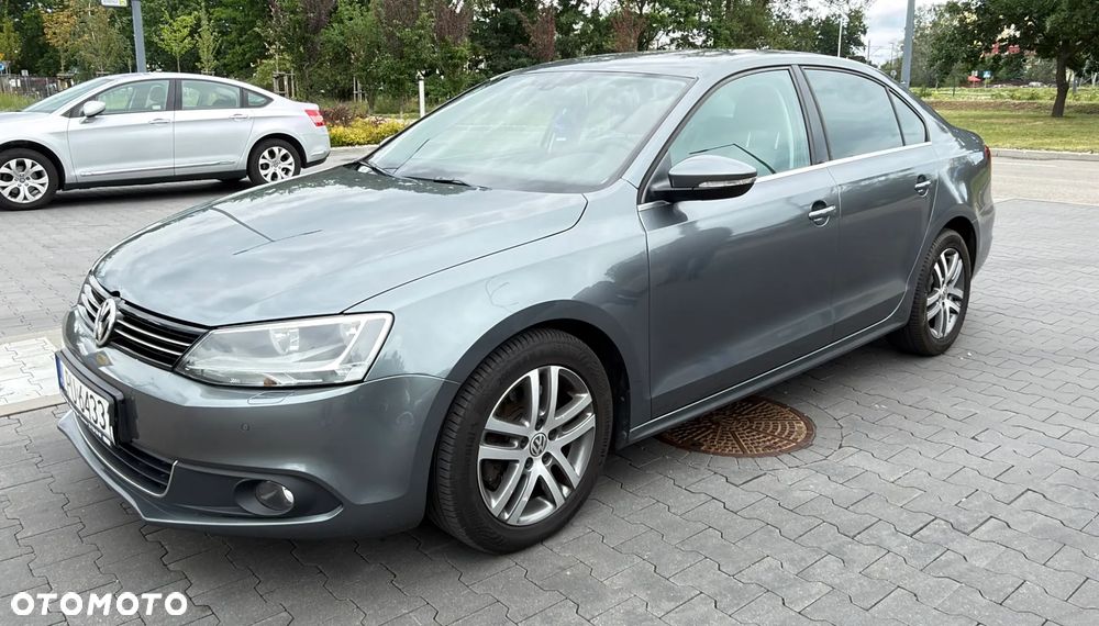 Volkswagen Jetta 1.4 TSI Highline - 2