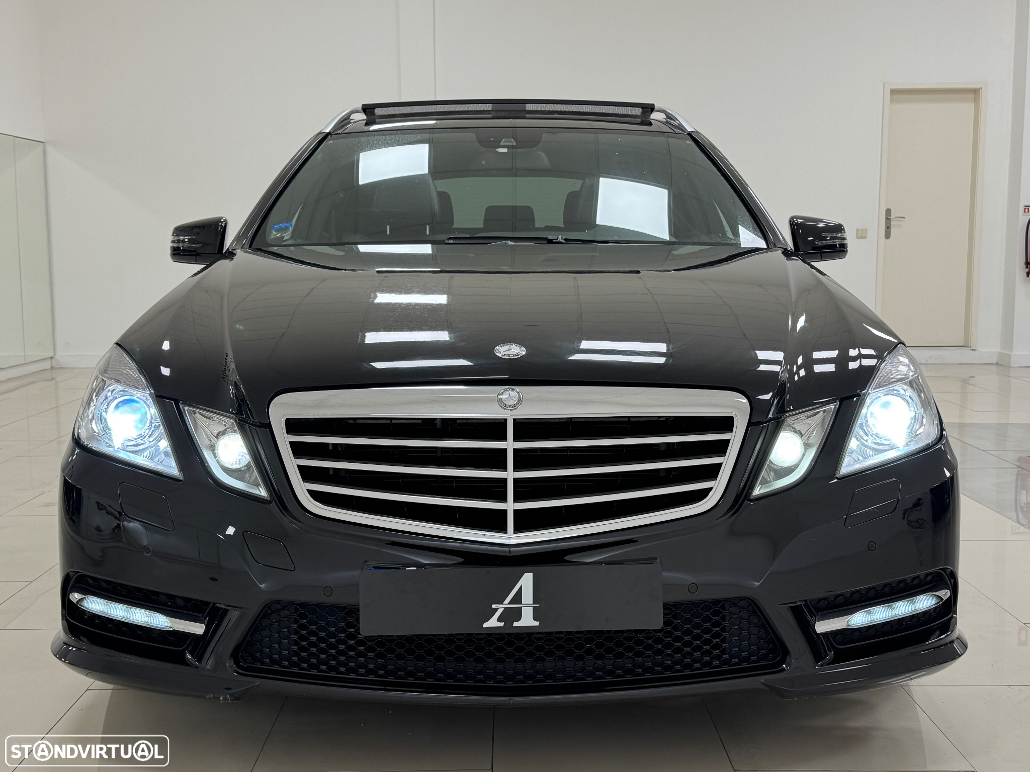 Mercedes-Benz E 300 Bluetec Hybrid Avantgarde - 18