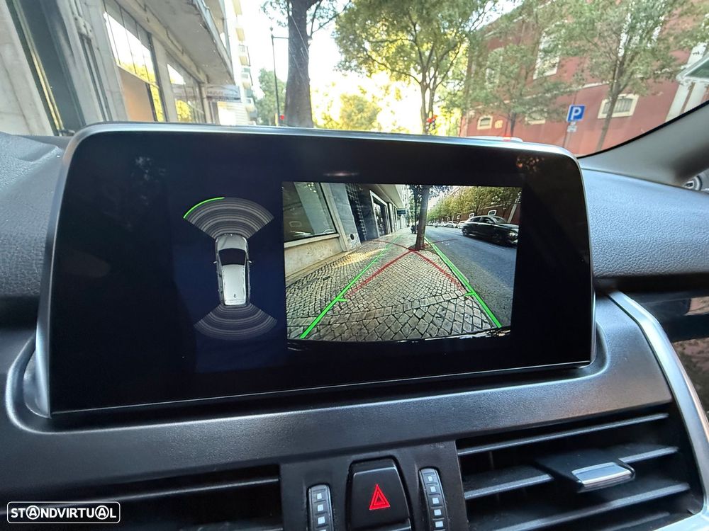 BMW 216 Gran Tourer d 7L Line Luxury Auto - 16