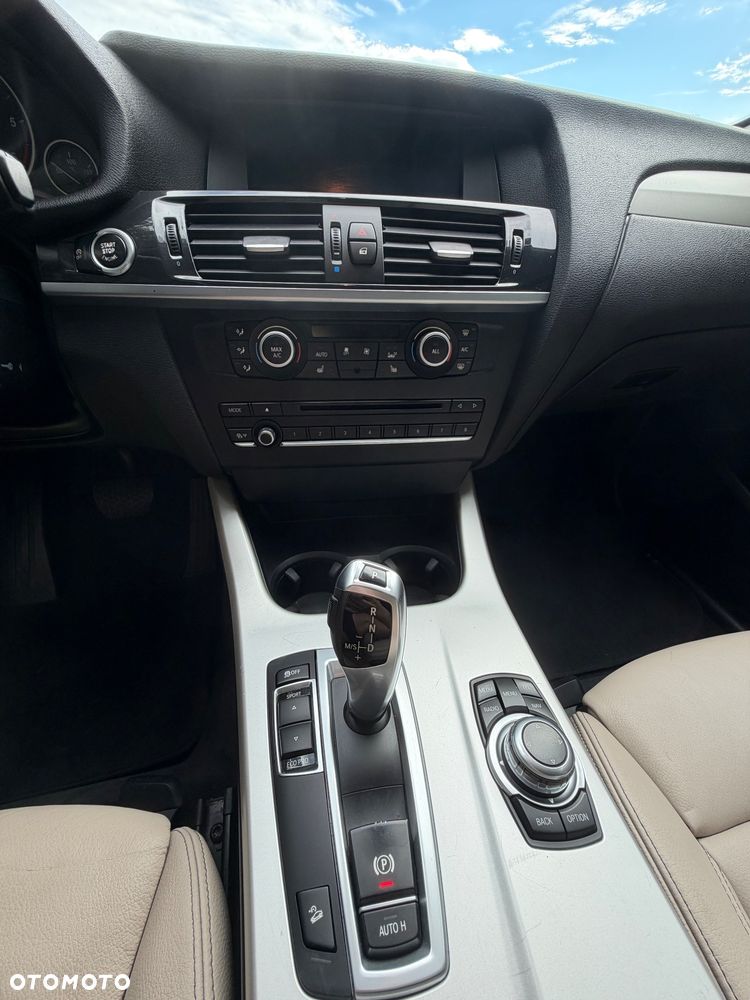 BMW X3 xDrive20d - 14