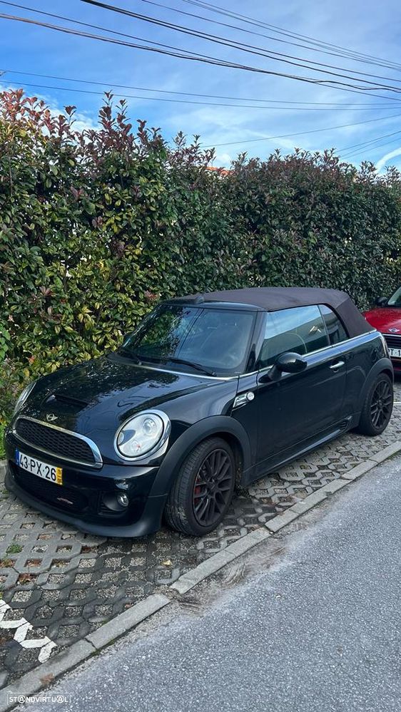 mini cabrio ver-john-cooper-works-auto - 1