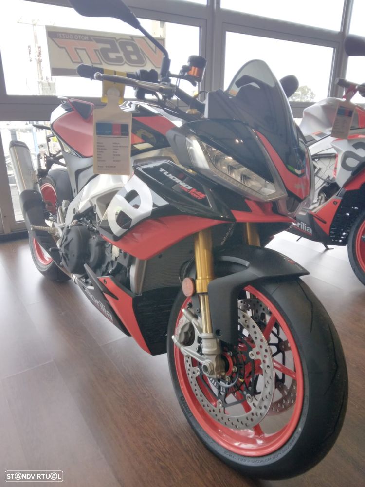 Aprilia Tuono V4 FACTORY - 3