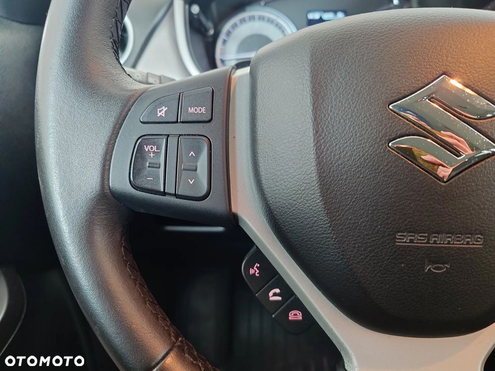 Suzuki Vitara 1.4 Boosterjet Premium 4WD - 15
