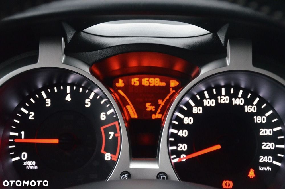 Nissan Juke - 11