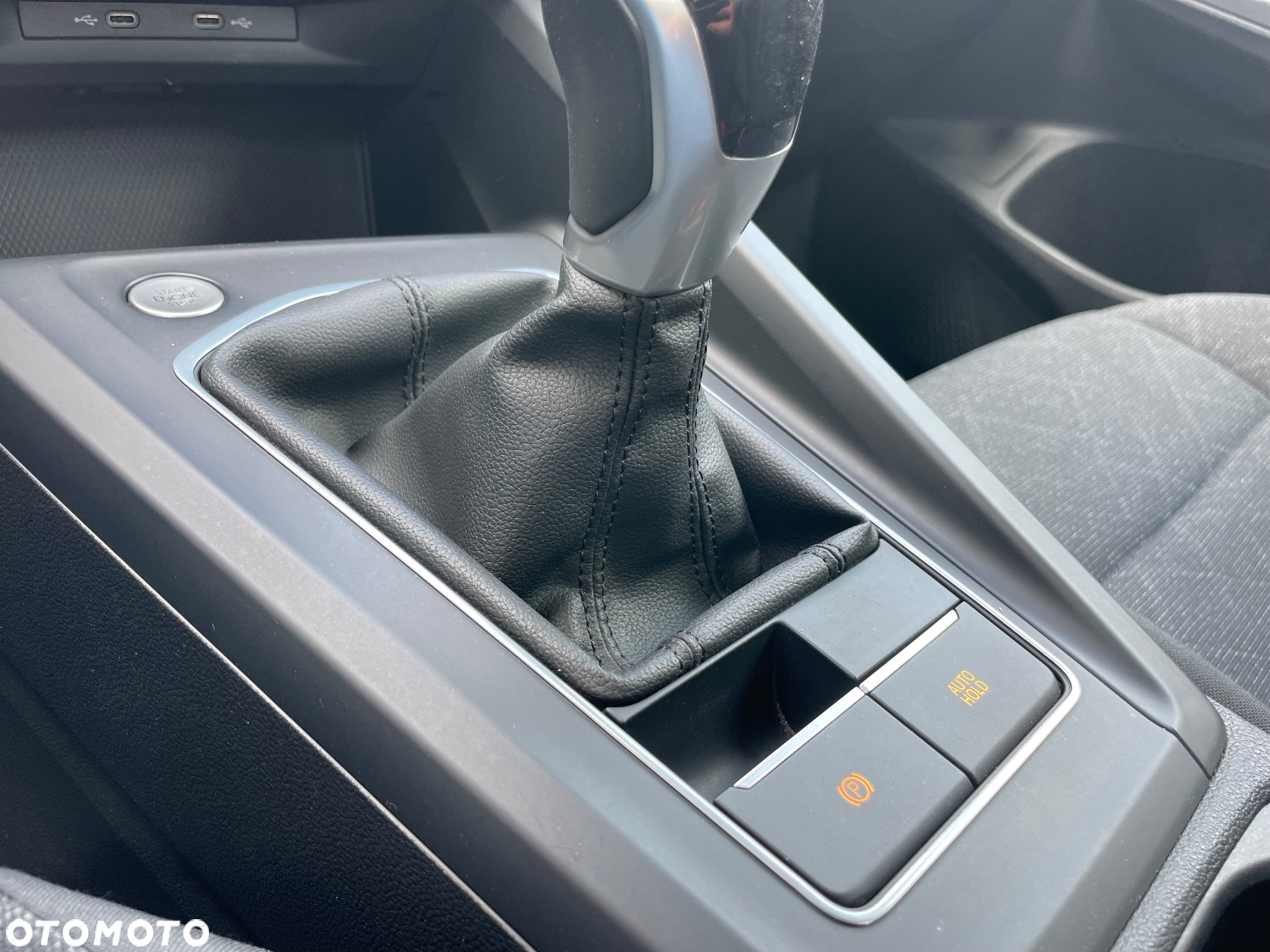 Volkswagen Golf VIII 1.5 TSI EVO Life - 33