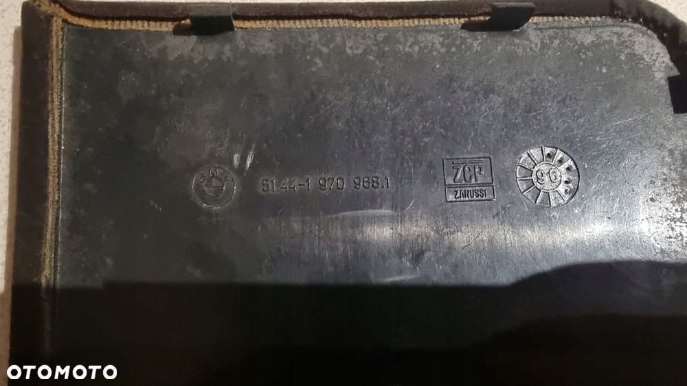 OSŁONA POKRYWA SILNIKA DACHU PODSUFITKI BMW 8 E31 - 4