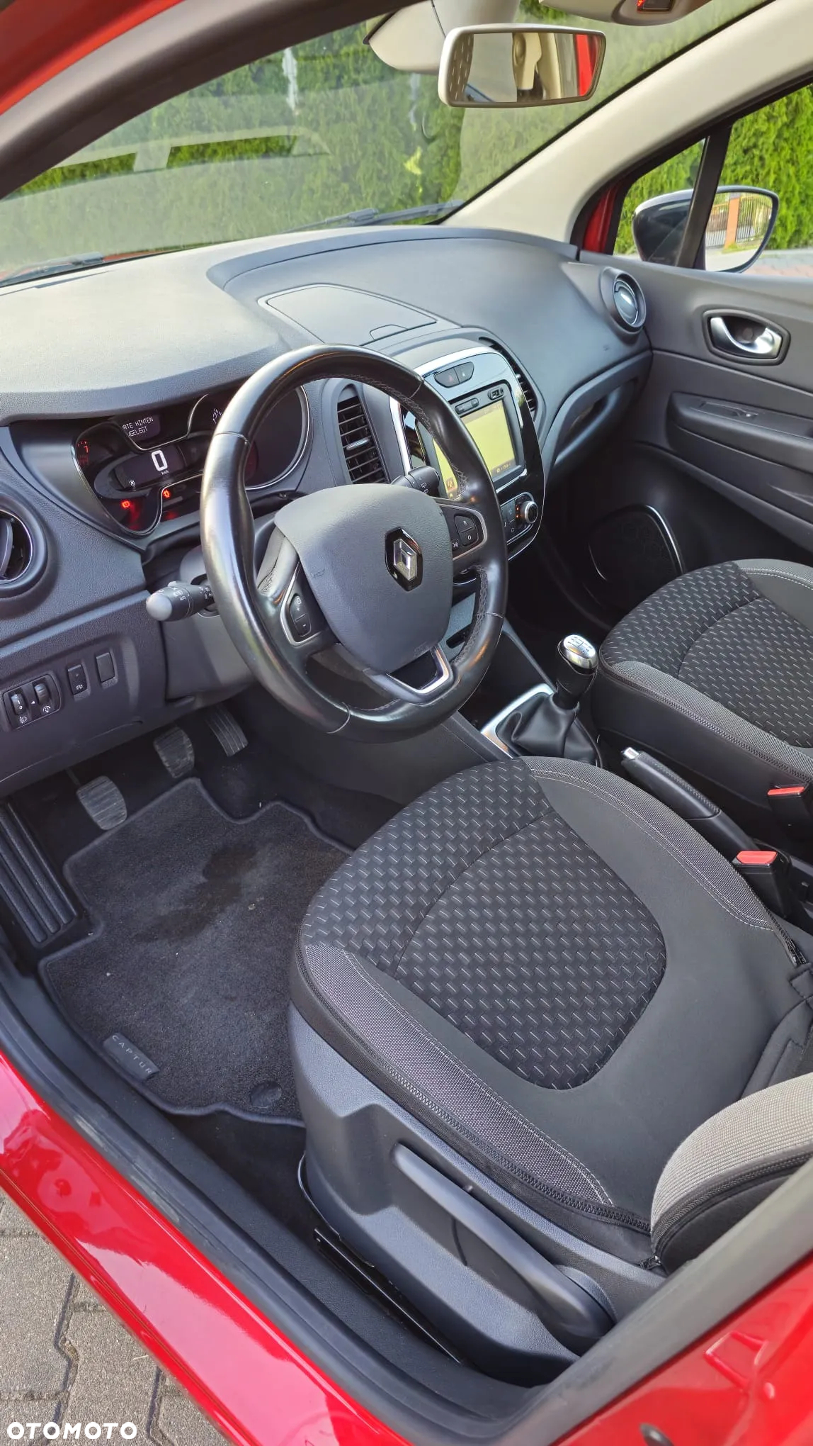 Renault Captur - 6