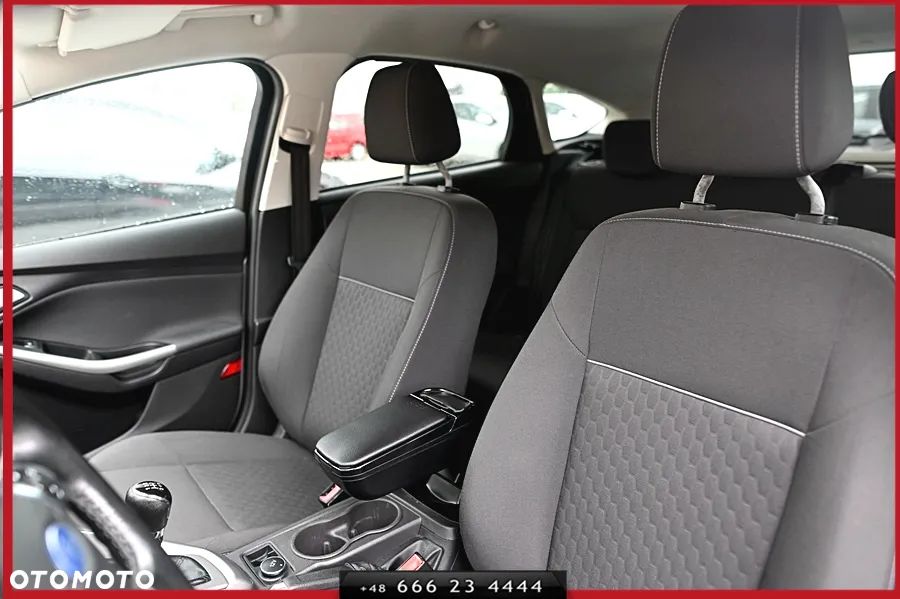 Ford Focus 1.0 EcoBoost Titanium - 21