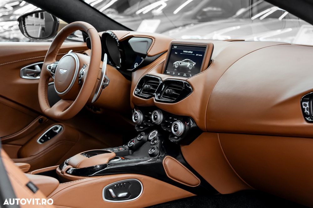 Aston Martin V8 Vantage Standard - 9