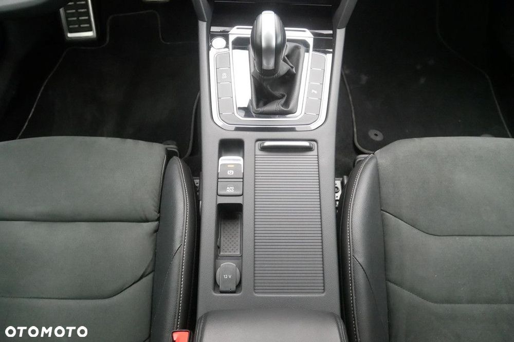 Volkswagen Arteon 2.0 TSI Essence DSG - 11