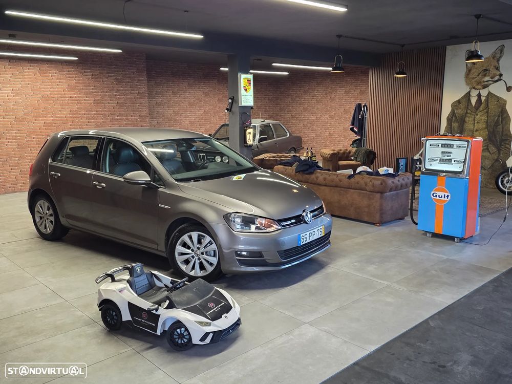 VW Golf 1.6 TDi BlueMotion Trendline - 1