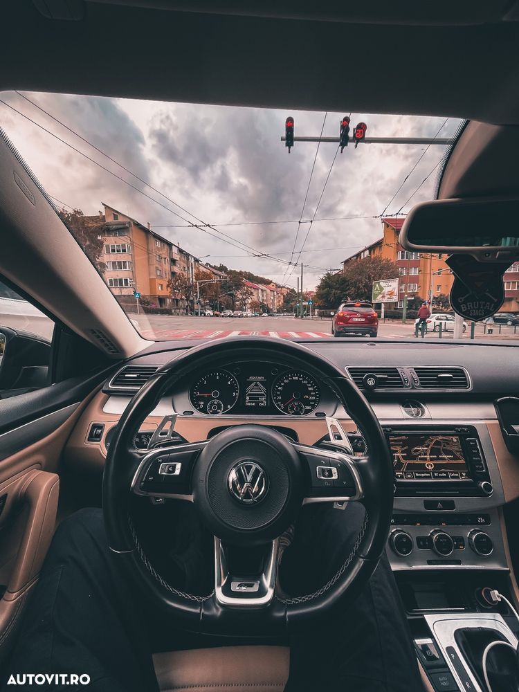 Volkswagen Passat CC - 10