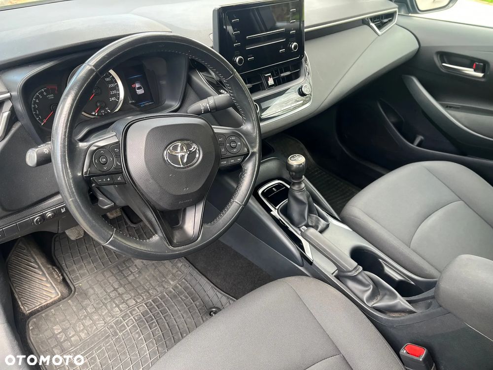 Toyota Corolla 1.6 Comfort - 9