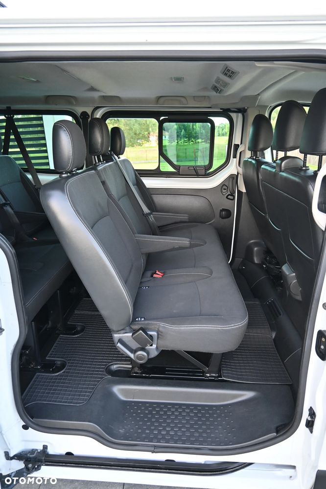 Renault Trafic - 26