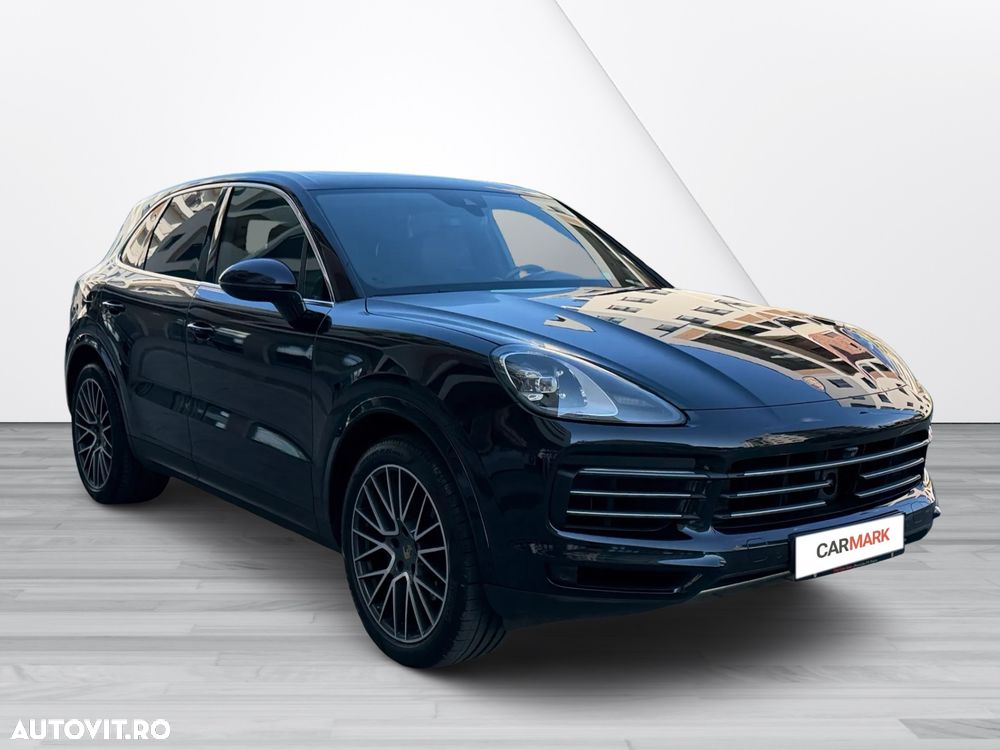 Porsche Cayenne - 2
