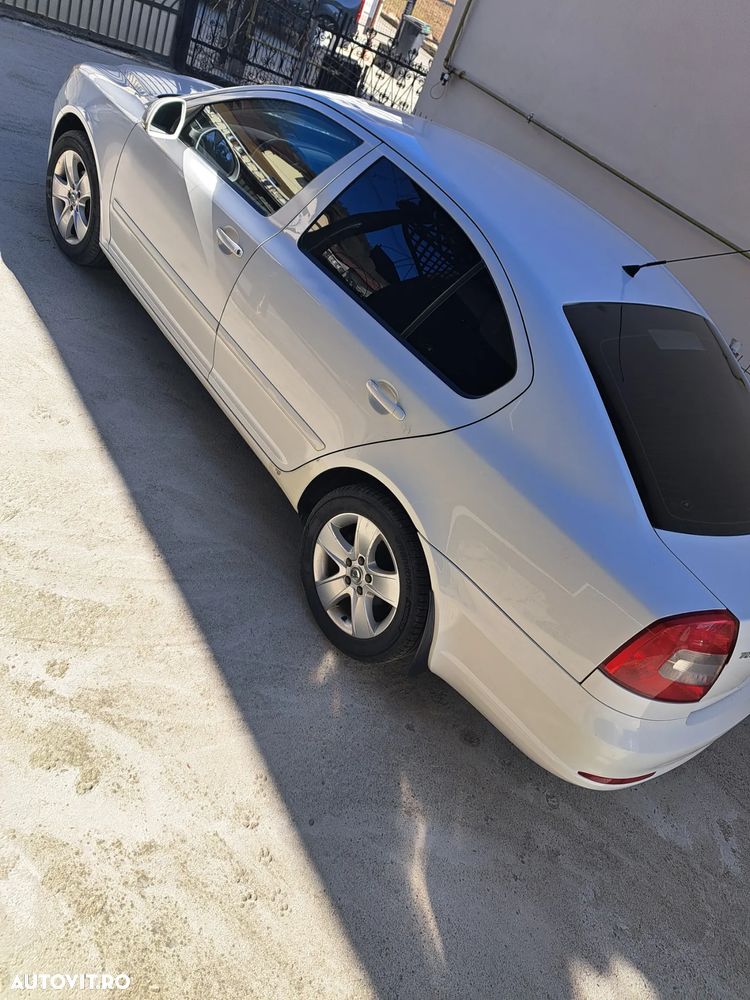 Skoda Octavia 1.6 TDI Business - 2