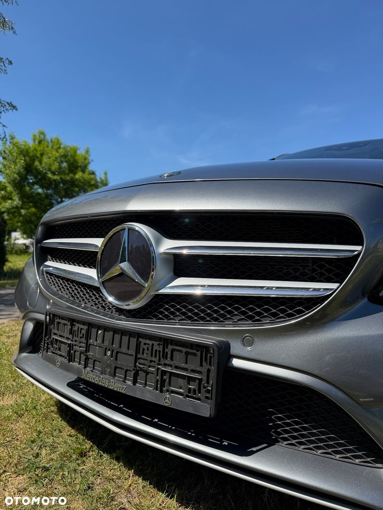 Mercedes-Benz Klasa C 180 9G-TRONIC Avantgarde - 16