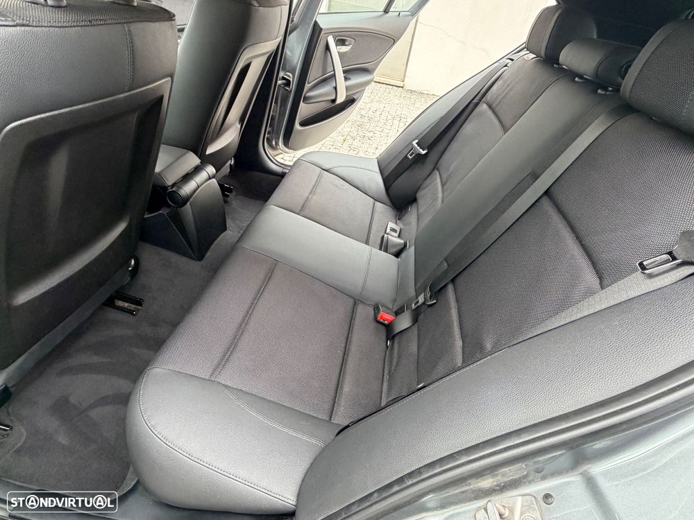 BMW 118 d Pack M - 7