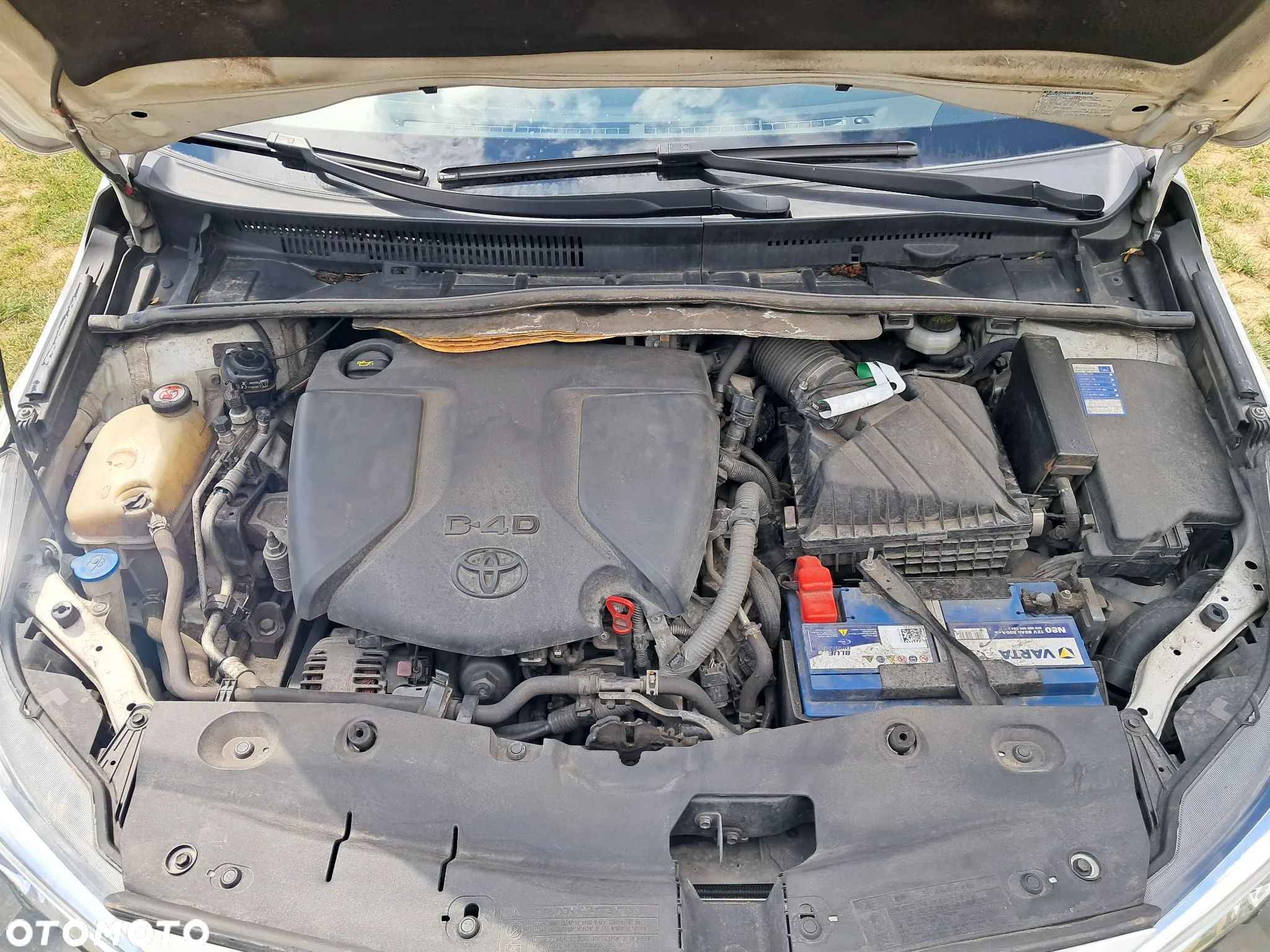 Toyota Avensis 2.0 D-4D Premium - 11